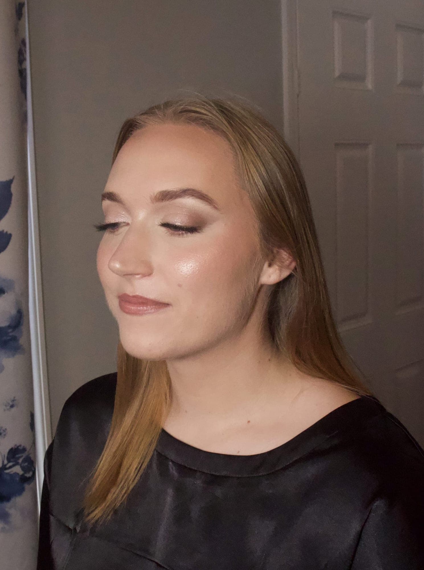 Soft natural bridal makeup ready for a Smoky Mountain wedding in Sevierville, Tennessee